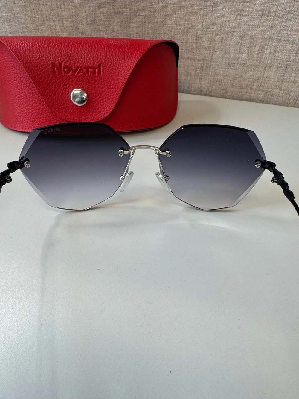 Authentic Novattti Women’s Rimless Gradient Gray Italian Sunglasses NEW